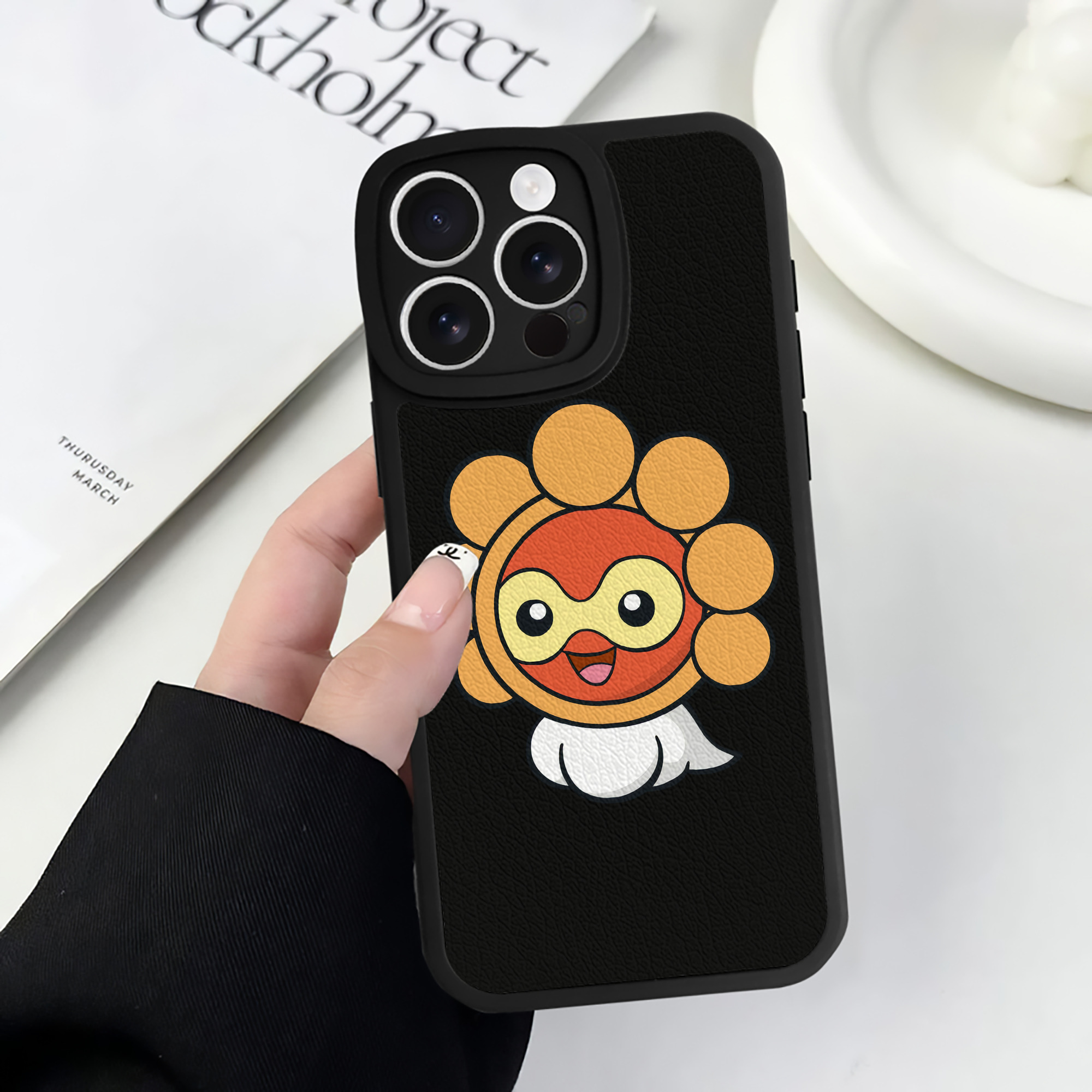 （画像用） ポケットモンスター Pokémon 【iPhone 16シリーズ対応】シリコンスマホケース（レザー調） 材質：シリコン
